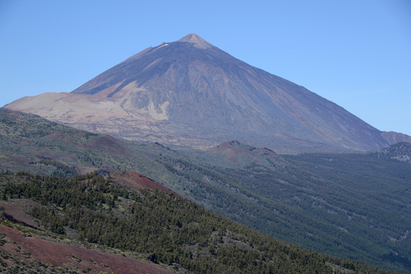 El Teide is the 3rd largest volcanic structure on earth