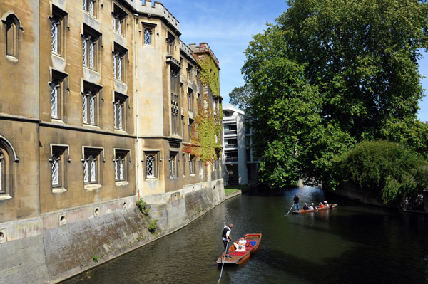 River Cam from Bridge of Sighs, St. John's College