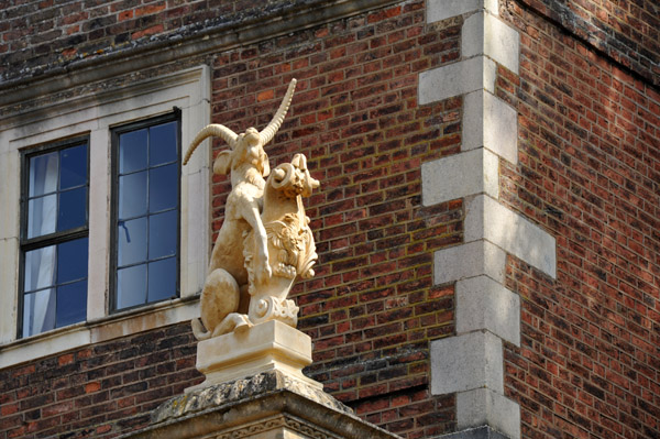 Yale, a goat-like mythical beast, Wren Bridge, St. John's College
