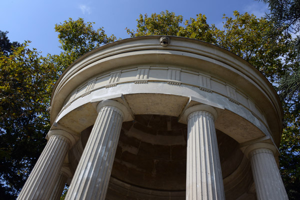 Temple Romantique de l'le de Reuilly - The Temple of Love, Bois de Vincennes