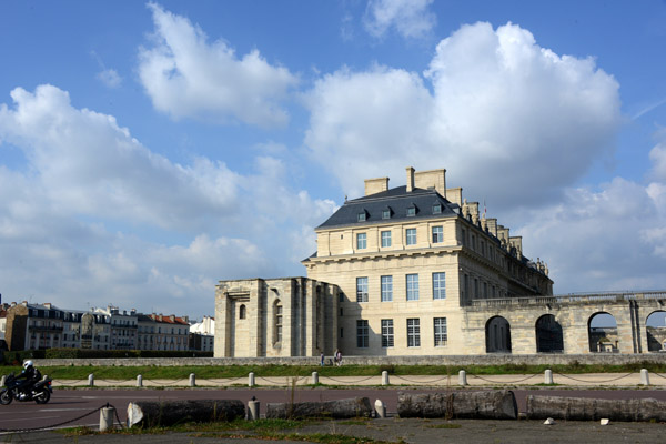 The Chteau of Vincennes started as a 12th C. hunting lodge for Louis VII, expanded by Philip Augustus and St. Louis IX