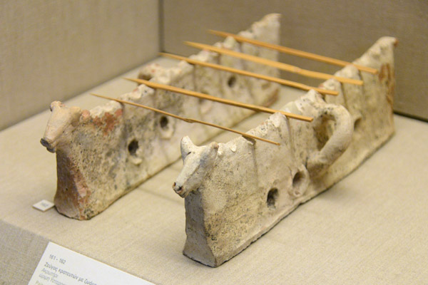Pair of firedogs with zoomorphic finials, Akrotiri, Late Cycladic Period, 17th C. BC