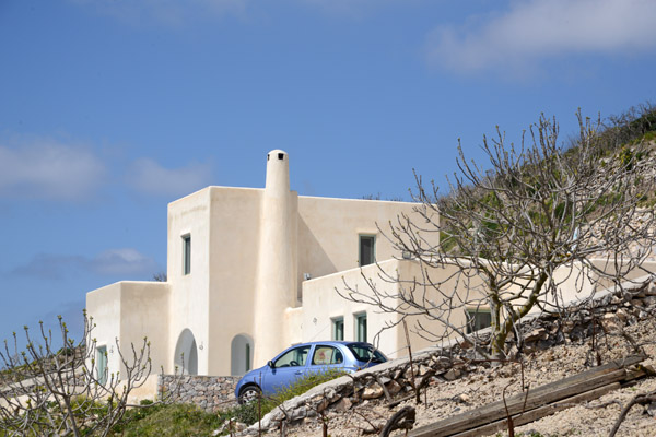 Villa in the Santorini hills