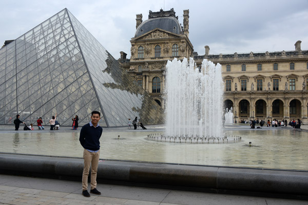 Max at the Louvre Pyramid