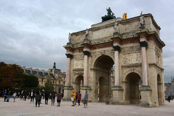 Arc de Triomphe du Carrousel, Place du Carrousel