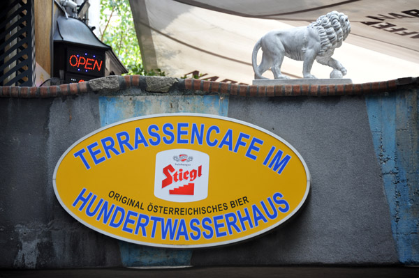 Terrassencafé im Hundertwasserhaus