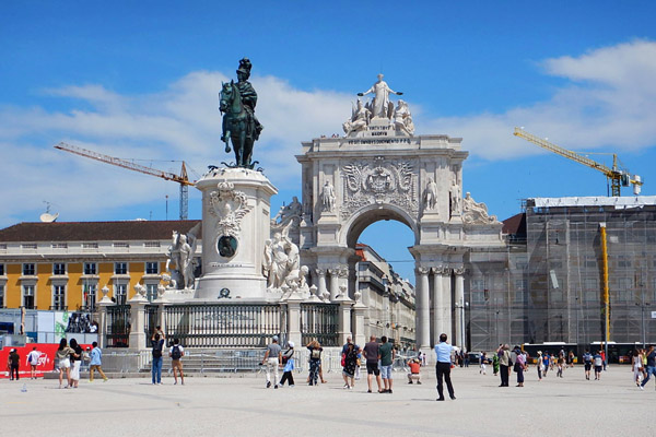 Lisbon May18 000.jpg