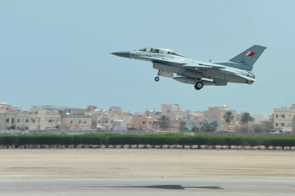 Royal Bahrain Air Force F-16 (150)