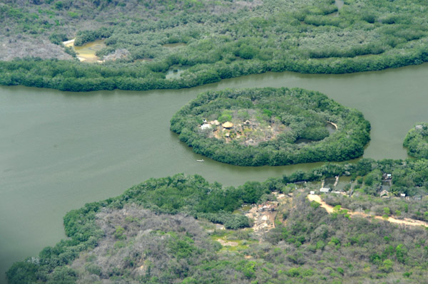 Small island off Via Barlovento, Manzanillo, Colombia