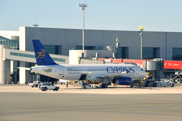 Cyprus Airways A320 (5B-DCL) at Larnaca Airport