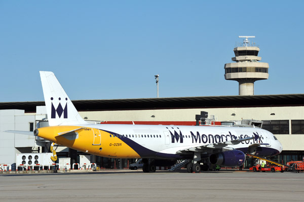 Monarch A321 (G-OZBH) at PMI