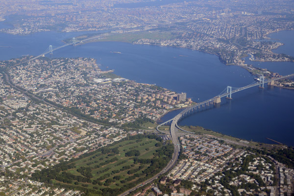 Clearview Golf Club, Throgs Neck and Whitestone Bridges, Queens NY