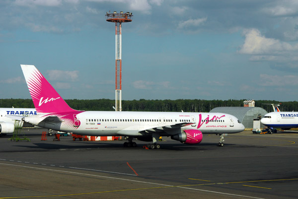 Vim Airlines B757 (RA-73009) at Moscow DME