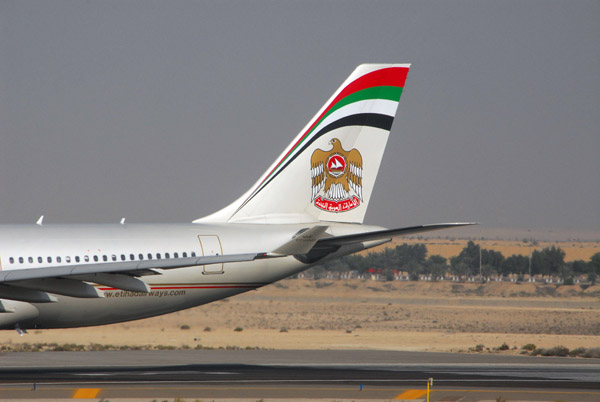 Etihad A330 (A6-EYO) at AUH
