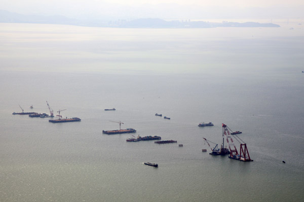 Hong Kong–Zhuhai–Macau Bridge construction