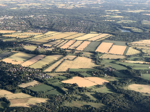 Schleswig-Holstein farmland landing in Hamburg, Germany