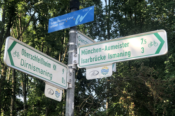 Cycling to Schleißheim