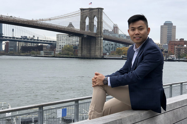 Max and the Brooklyn Bridge