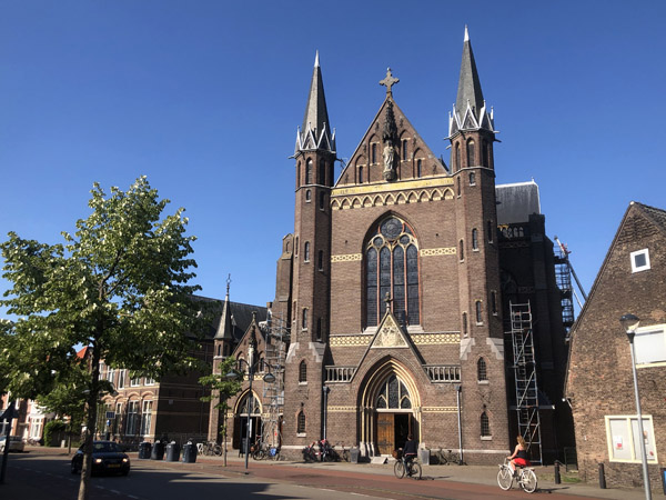 1902 Heilig Hart Kerk converted to apartments, Kleverparkweg, Haarlem
