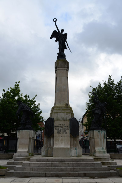 War Memorial at The Diamond