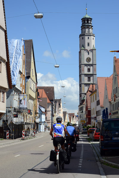 Cyclists passing through Lauingen