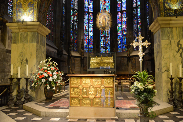 Altar of Aachen Cathedral