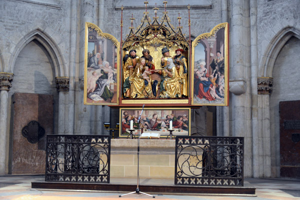 Triptych Altar, 16th C., Ulm Minster (the original altar was destroyed during the Reformation)