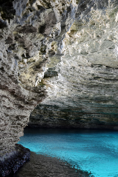 Grotte de Sdragonato, Corsica