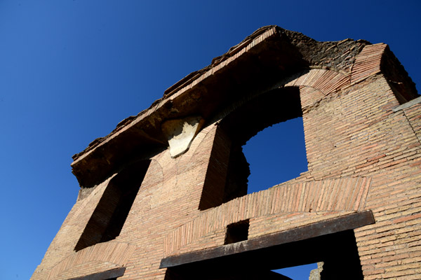 Caseggiato degli Aurighi, Ostia Antica