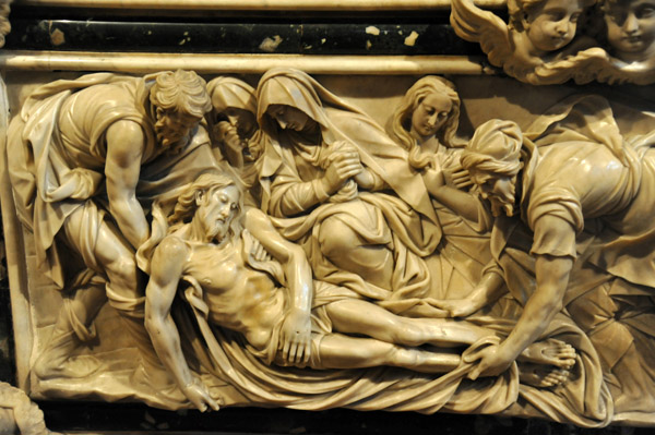 Stations of the Cross XIV - Jesus is laid in the Tomb, i Frari