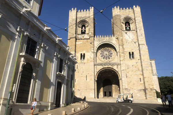 Lisbon-Cathedral District & Alfama