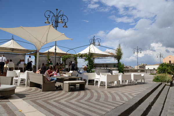 Terrace caf along the western wall of Cagliari 