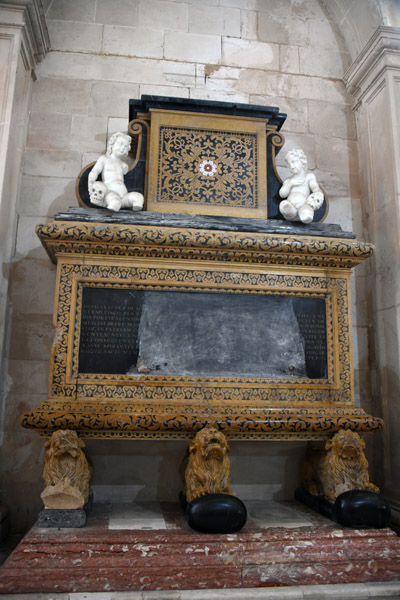 Portugal Apr21 2804.jpg