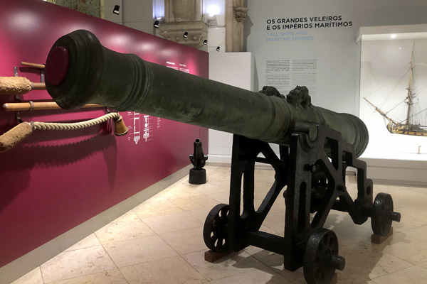 24 pound battery gun from the Fort of So Loureno, cast in Holland in 1737
