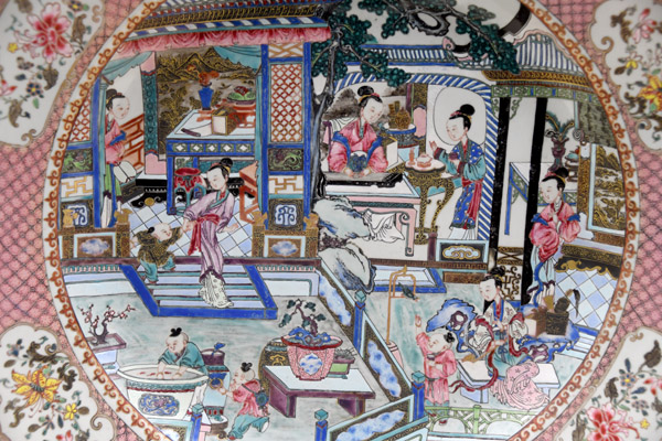 Plate, early Qianlong Reign (1736-1795), China