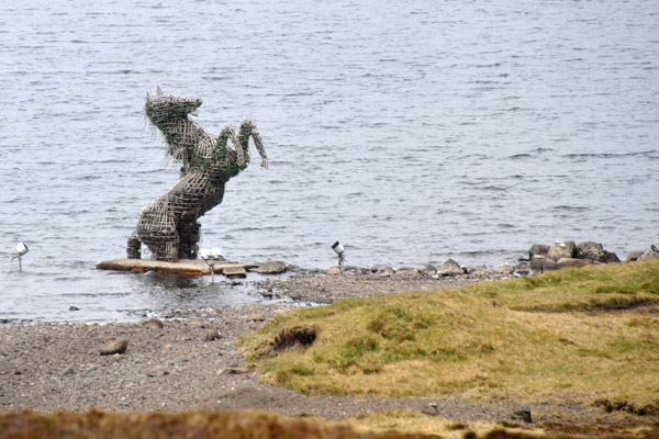 Horse sculpture, Sørvágsvatn, Vágar