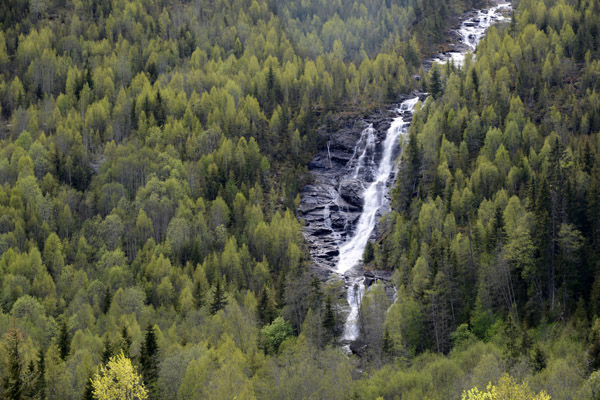 Waterfall, Nedre Kjoshaugslettet, Vestringsvegen (Fv355