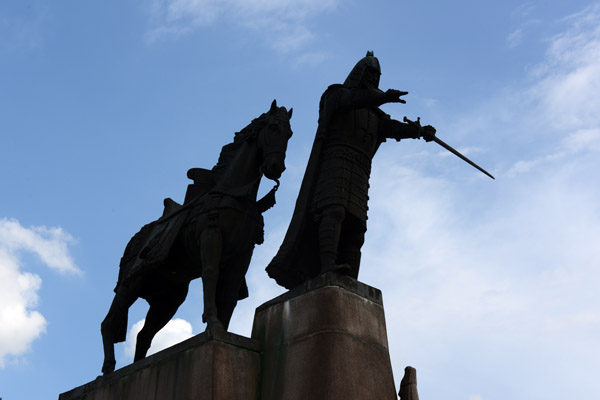Monument to Grand Duke Gediminas, Vilnius