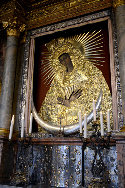 Chapel of Our Lady of the Gate of Dawn
