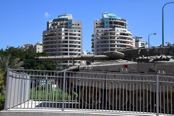 Israel Aug22 1102.jpg