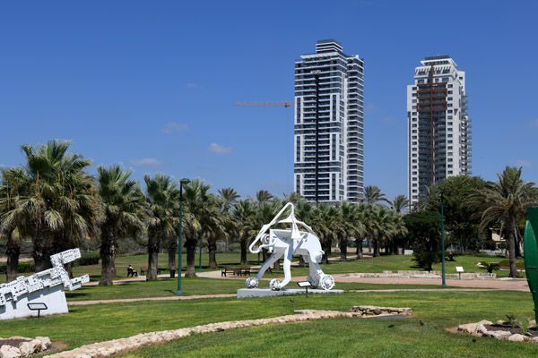 Israel Aug22 1120.jpg