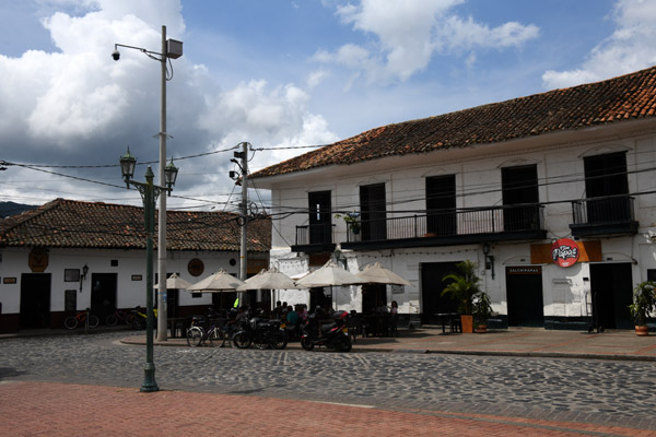 Colombia Oct24 2919.jpg