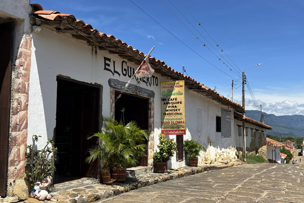 Colombia ip24 0905.jpg