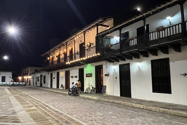 Colombia ip24 1080.jpg