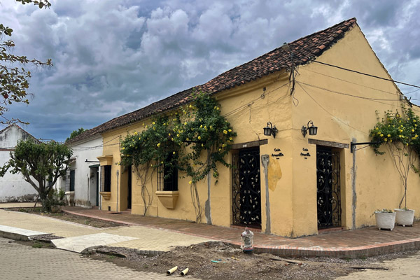 Colombia ip24 1230.jpg