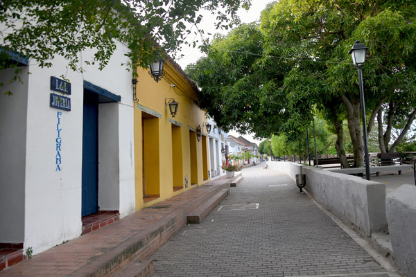 Colombia Oct24 1740.jpg