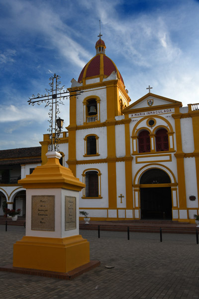Colombia Oct24 1743.jpg