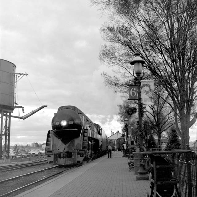 #611 Arrives
