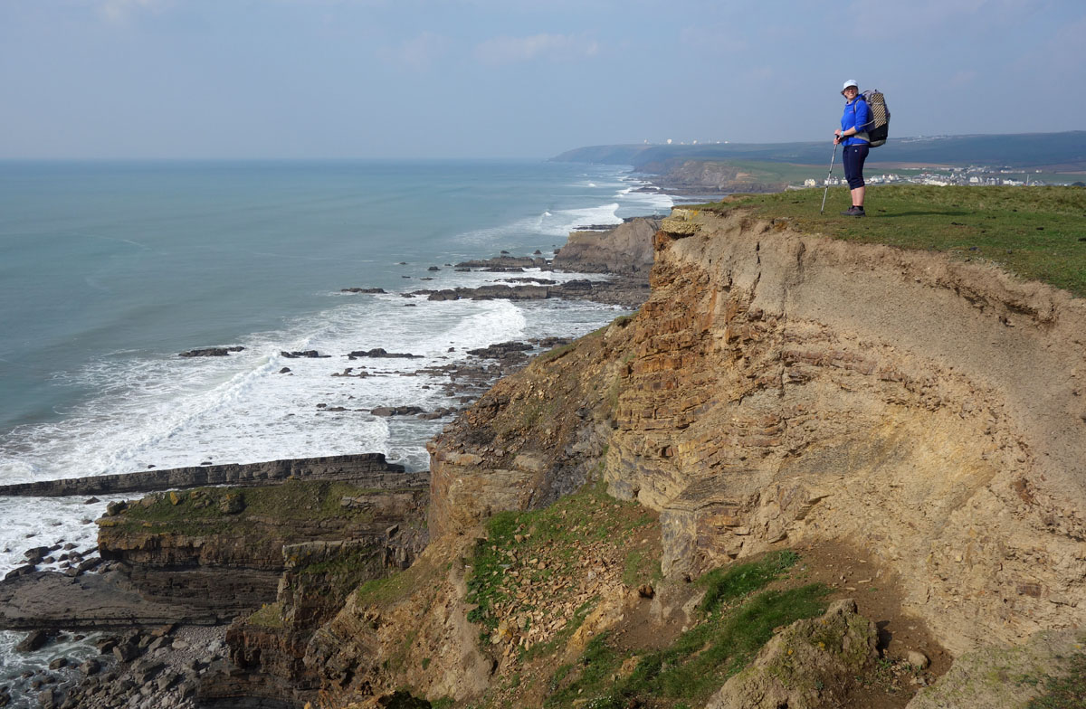 April 2019 Day1 Cool tilted geology south of Bude