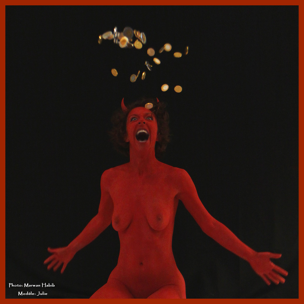 Julie - Greed / Cupidit